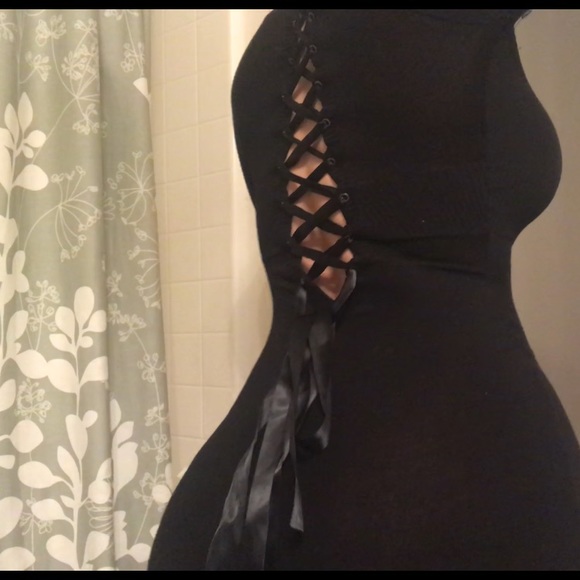 Guess by Marciano Sweater Dress with Back Bow Tie - Picture 4 of 5